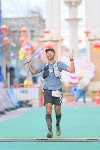 BIB: 5038
                            <button type="button" onclick="openModal(21762916)" class="btn btn-primary btn-sm float-right btn-popup" data-toggle="modal" data-target=".modal-high-quality">
                        <i class="fas fa-shopping-cart"></i> Add to Cart
                    </button>
                                            <button type="button" onclick="isThisMe(21762916, true)" class="btn btn-success btn-sm float-right btn-popup btn-isme hidden" data-toggle="tooltip" data-placement="bottom" title="นี่คือรูปของคุณใช่ไหม คลิกที่นี่เพื่อเอาเข้าอัลบั้ม">
                        <i class="fas fa-plus"></i> Add to album
                    </button>
                    <button type="button" onclick="isThisMe(21762916, false)" class="btn btn-warning btn-sm float-right btn-popup btn-isnotme hidden">
                        <i class="fas fa-ban"></i> Remove from album
                    </button>